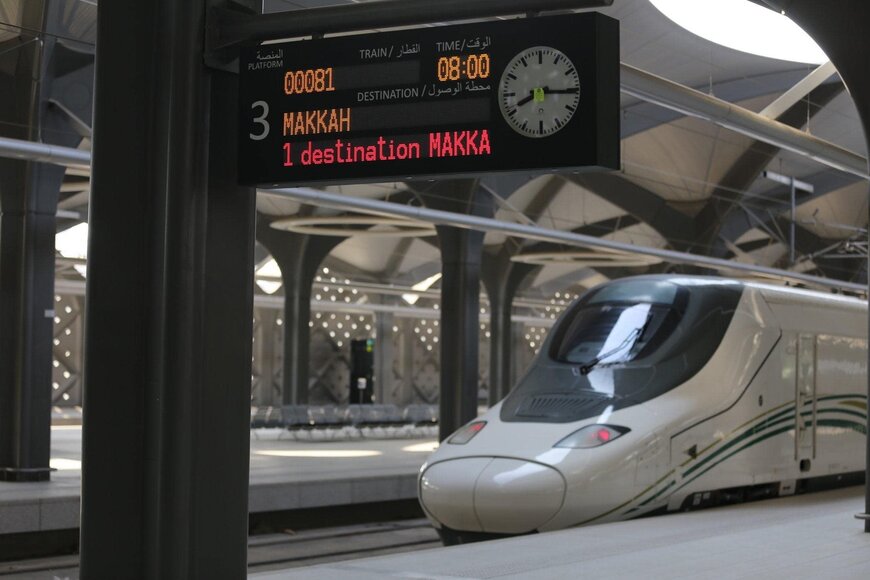 Transport ferroviaire : LACROIX obtient la certification IRIS &ndash; ISO/TS 22163 pour sa gamme de Panneaux d'Information Voyageurs (PIV)