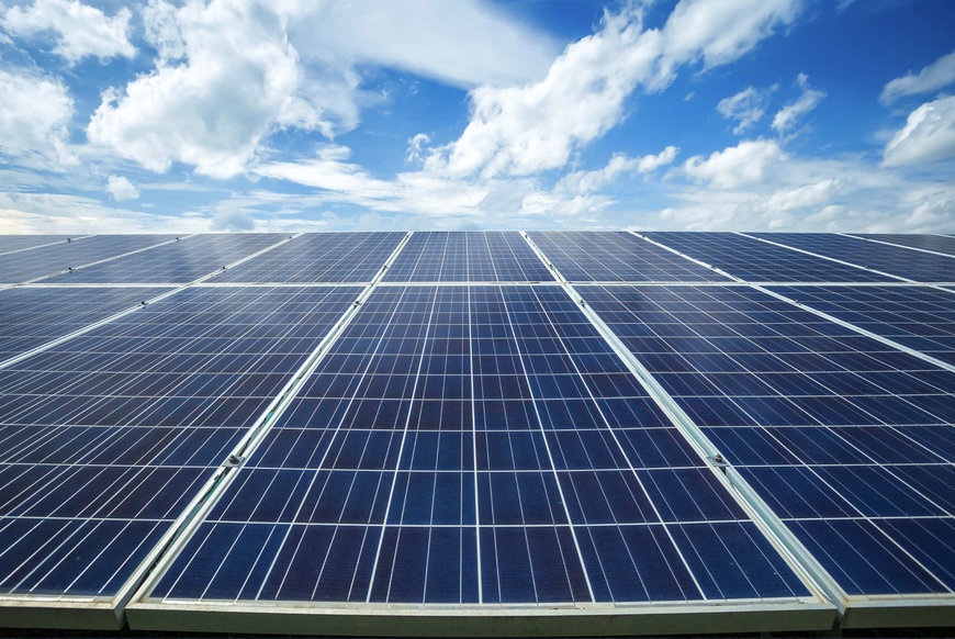 Waaree Energies Secures 132.5 MWp Solar Module Order from Radiance Renewables