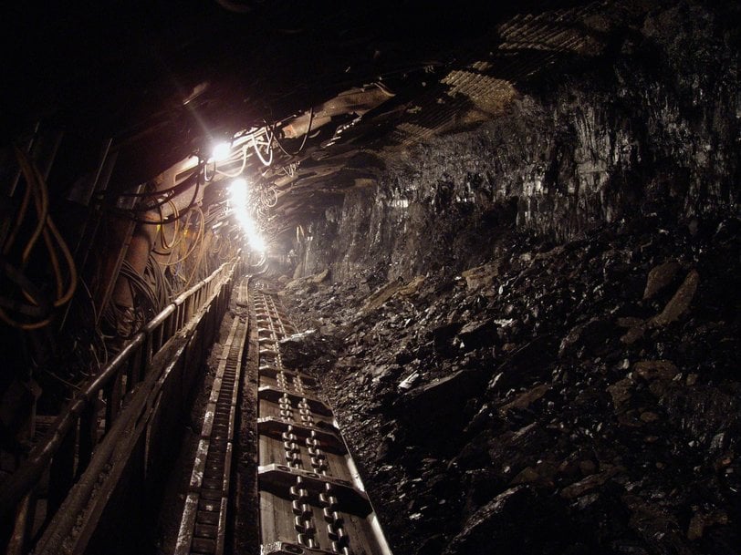 Boosting long-distance critical signal delivery in mining