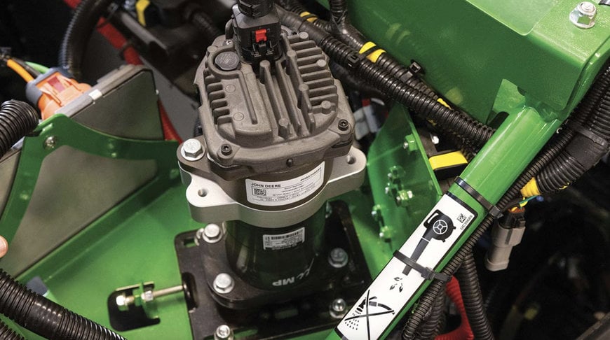 John Deere Announces New Electric Golf and Sports Turf Offerings