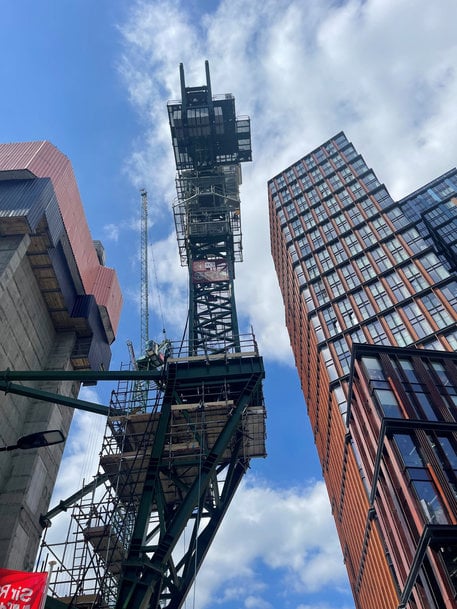 Three Potain cranes chosen for iconic new London skyscraper