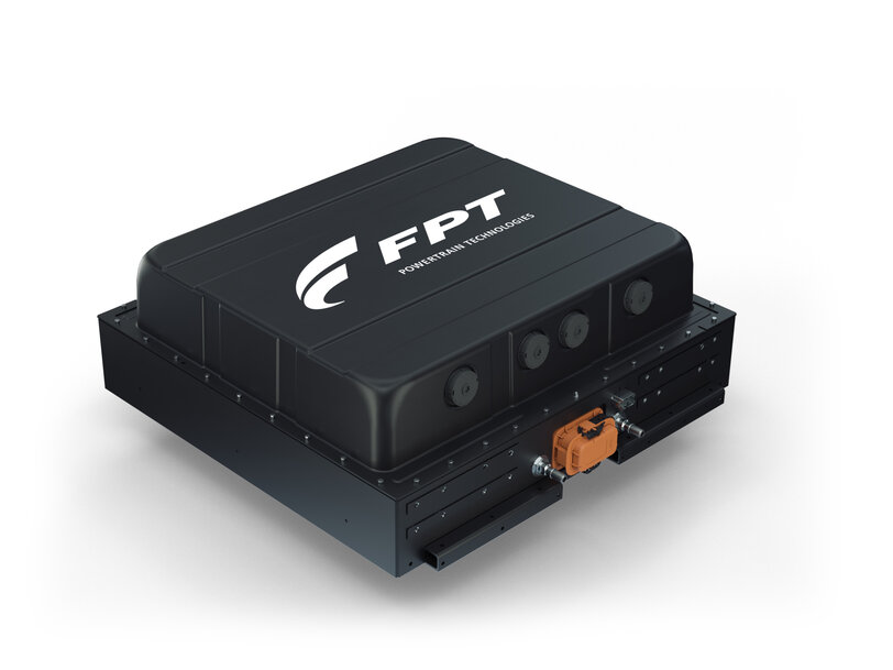 The ePowertrain series of FPT introduces the marine solution eBS 37 EVO 