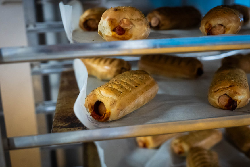 WIEGEN VON „SAUSAGE ROLLS“: LEICHTE SACHE FUER ISHIDA BEI EASYFOOD 