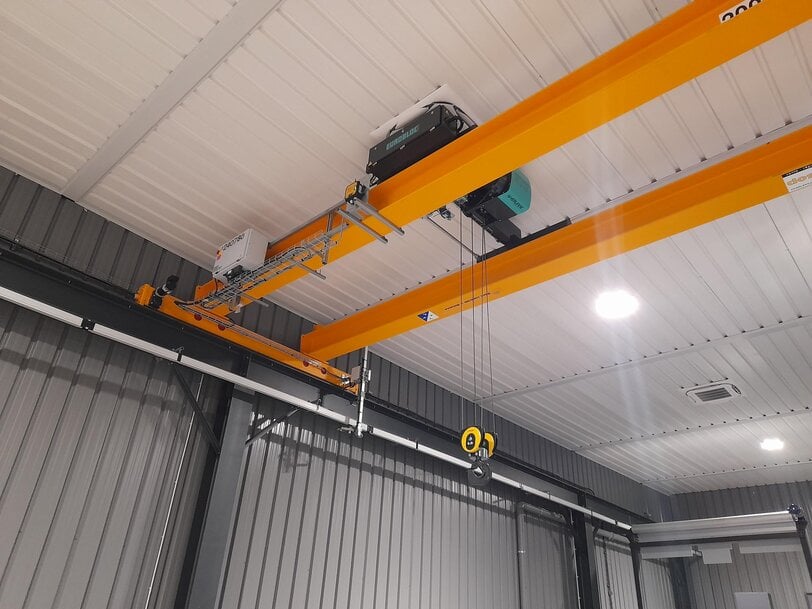 DOSSOT installs overhead crane in confined space at DRUMEL Industrie 