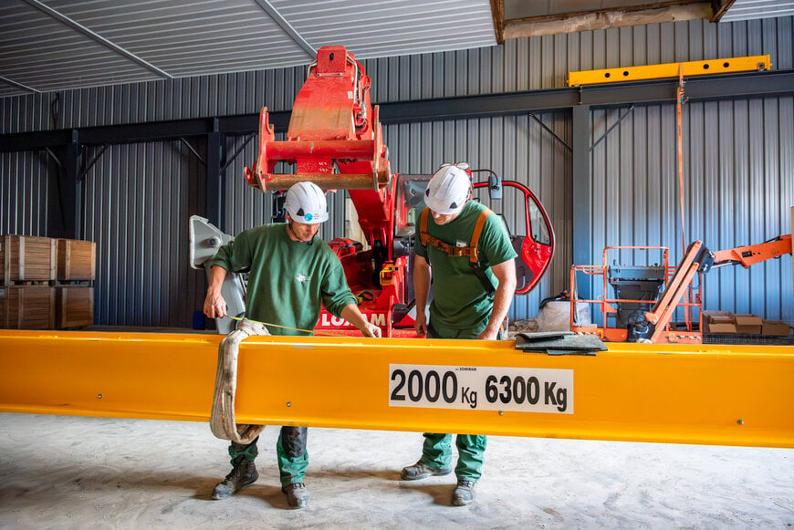 DOSSOT installs overhead crane in confined space at DRUMEL Industrie 