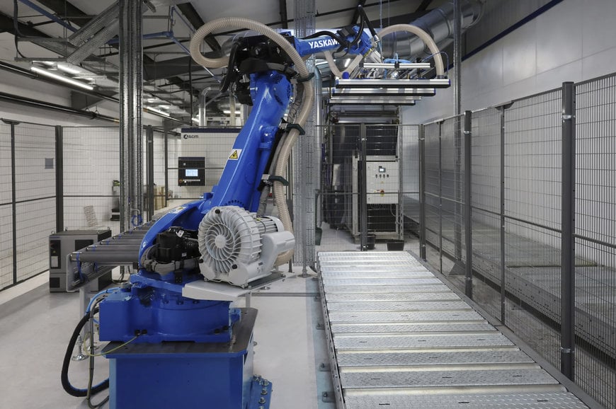 Robert Bürkle programs Yaskawa robots in next to no time with the new SRCI interface