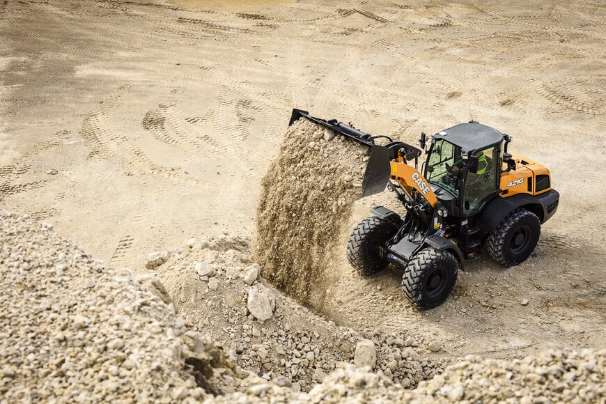 CASE TAKES ON 100HP SEGMENT WITH NEW 421G WHEEL LOADER