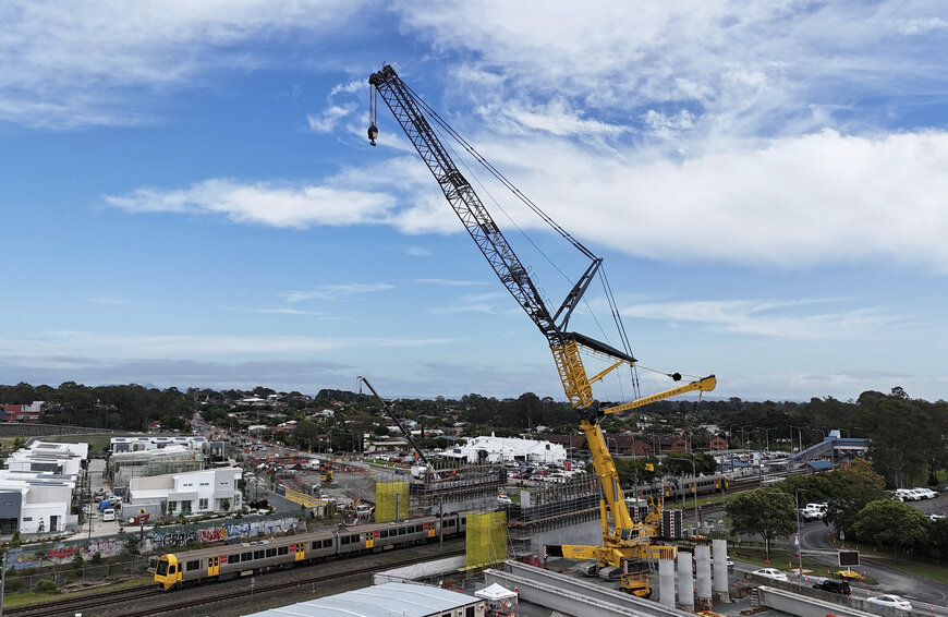 Universal Cranes boosts heavy-lift capabilities with refurbished LTR 11200 crawler crane