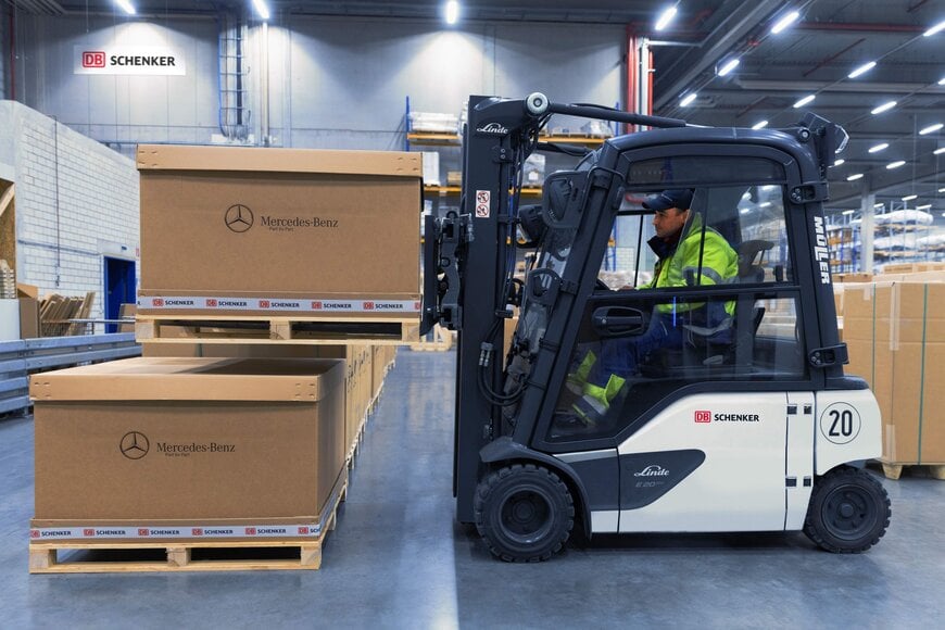 Driving change: DB Schenker supplies Mercedes-Benz with record SAF volume