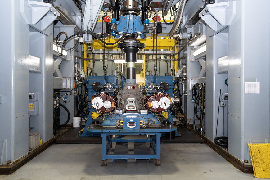 Sikorsky Unveils S-92 Phase IV Main Gearbox