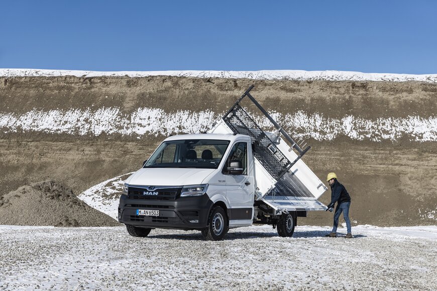 MAN electric and conventional at Bauma 2025