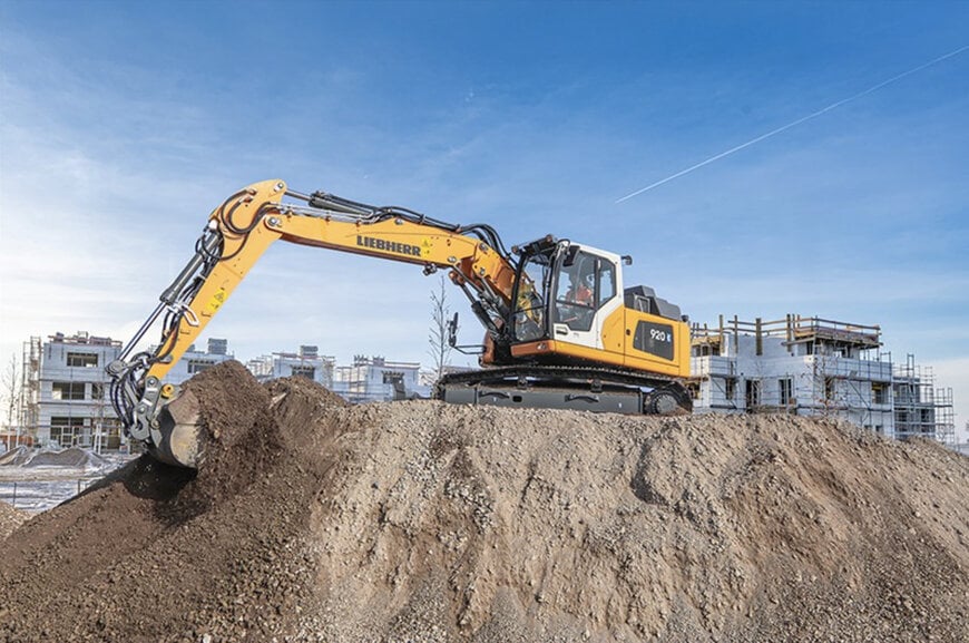 Liebherr présente à la Bauma 2025 chenilles électrique à batterie, la R 920 G8-E