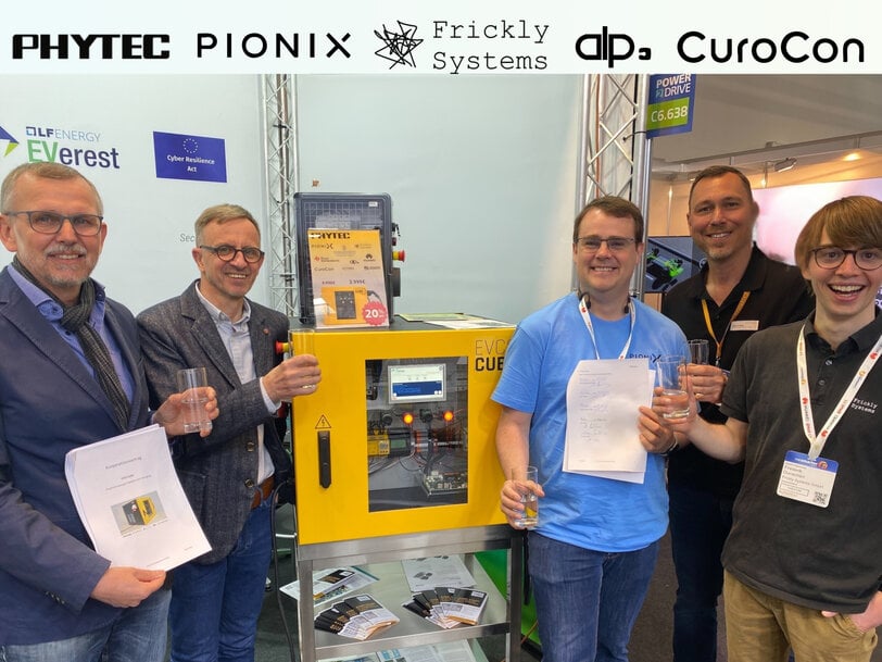 PHYTEC und Partner gründen EVCS-Cube Konsortium