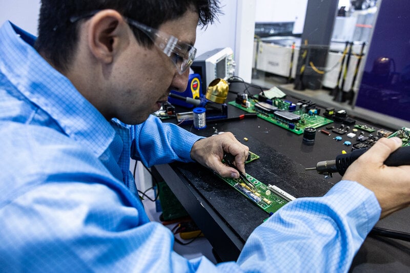 CENTRO DE REPAROS DA MITSUBISHI ELECTRIC BRASIL OFERECE SUPORTE TÉCNICO ESPECIALIZADO PARA TODA A AMÉRICA DO SUL