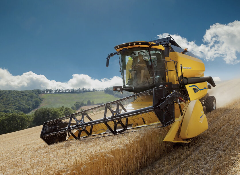 New Holland boosts performance with header and harvester evolution
