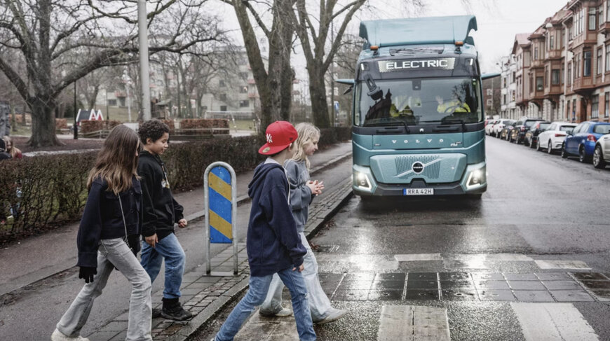 Volvo Trucks introducerer Sikkerhedszoner med automatisk hastighedsbegrænsning for øget sikkerhed