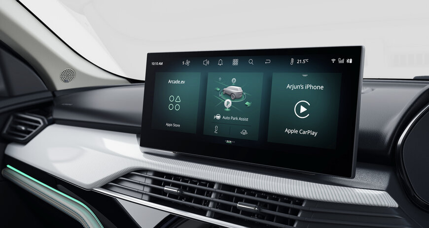 HARMAN and Tata Debut Neo QLED Display in Harrier.ev 