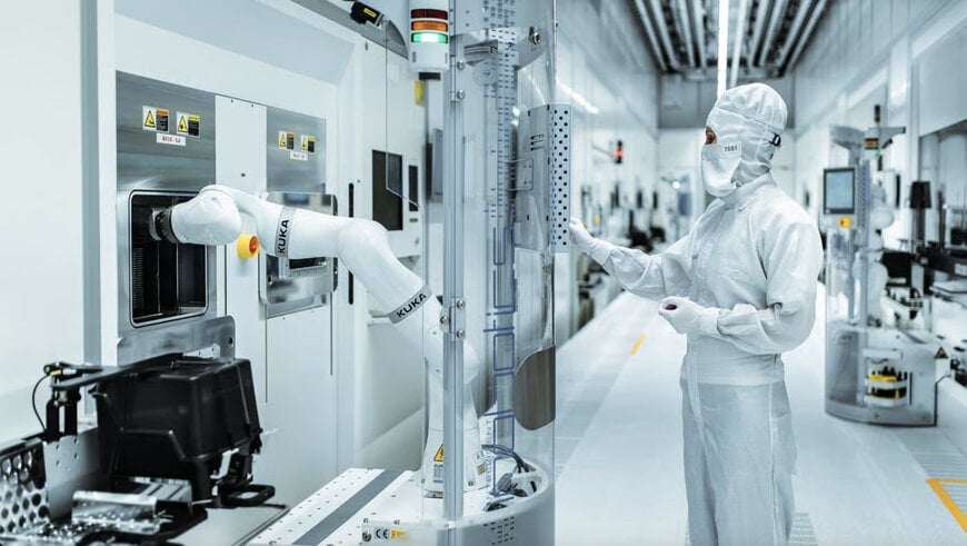 KMR iisy CR sets standards in the cleanroom