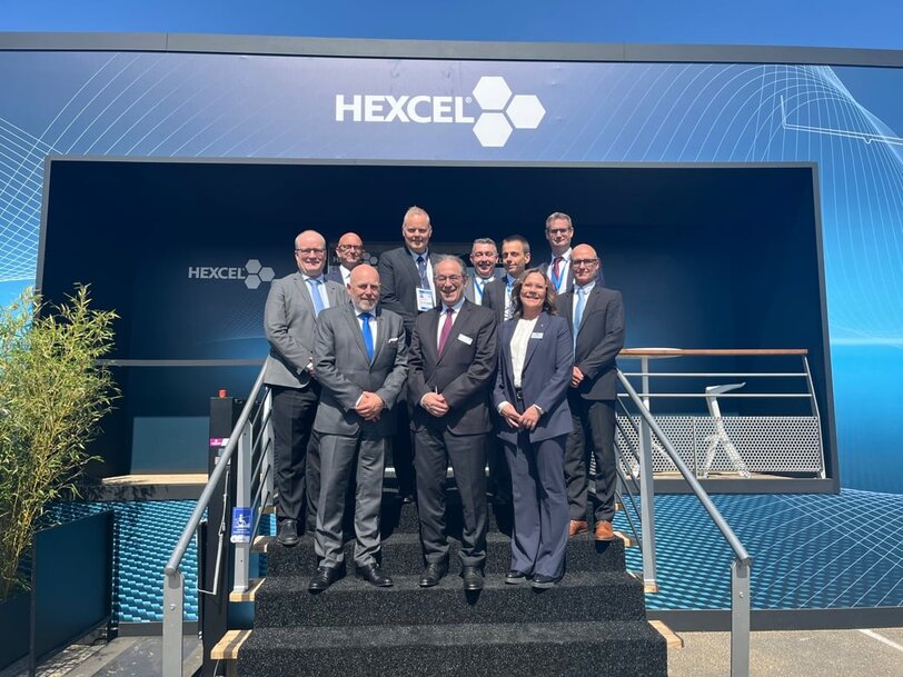 KONGSBERG og HEXCEL inngår langsiktig partnerskapsavtale