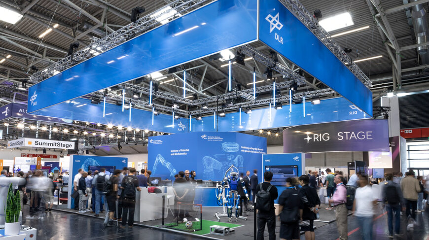 DLR showcases robotics highlights at automatica 2025