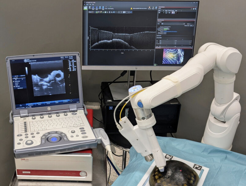 DLR showcases robotics highlights at automatica 2025