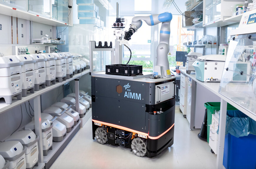 DLR showcases robotics highlights at automatica 2025