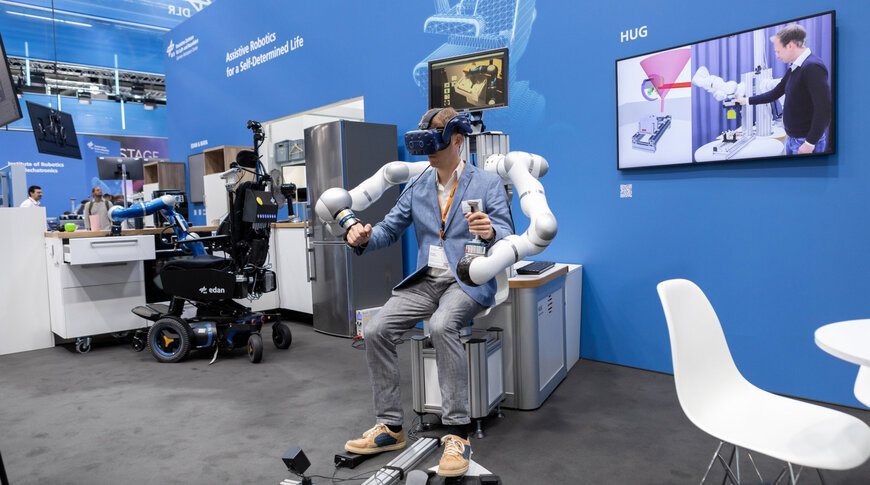 DLR showcases robotics highlights at automatica 2025
