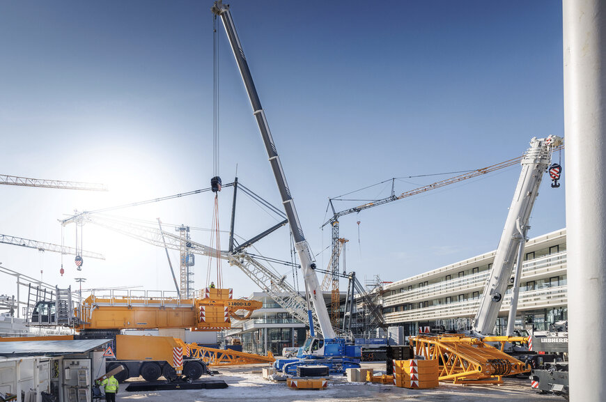 Liebherr entrega la primera grúa eléctrica de Argentina a Crexell