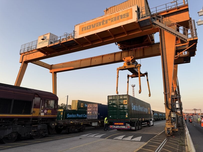 Logistique intermodale : le Groupe PORTMANN  et DB Cargo France inaugurent un service ferroviaire  pour approvisionner les magasins IKEA de la région parisienne
