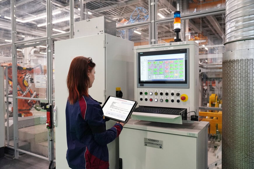 „Frag doch den Factory Genius!“: Wie KI bei der Instandhaltung von Produktionsanlagen hilft