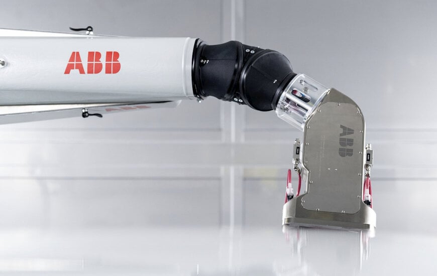 ABBのPixelPaintがステランティス社、DSオートモビルズのフラッグシップモデル電気自動車 DS N°8に採用