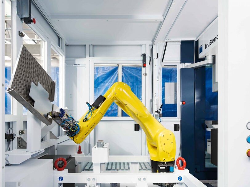 TRUMPF presenta Flex Cell en México para automatizar doblado