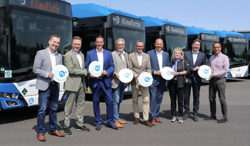 Neueste Brennstoffzellen-Busflotte nimmt Betrieb auf