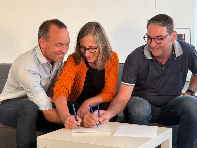 Critical Manufacturing Acquires Convanit