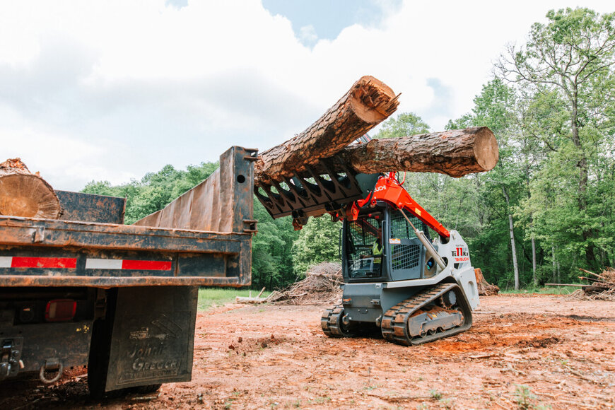 Takeuchi Introduces New TL11R3 Compact Track Loader