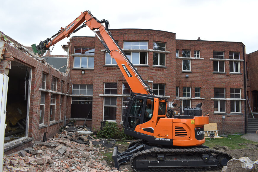 First Develon DX140RDM-7 Demolition Excavator Delivered in Benelux