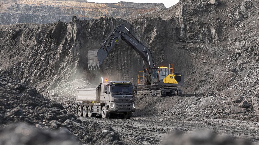 Volvo CE Unveils Next-Gen Excavators with Major Performance Upgrades