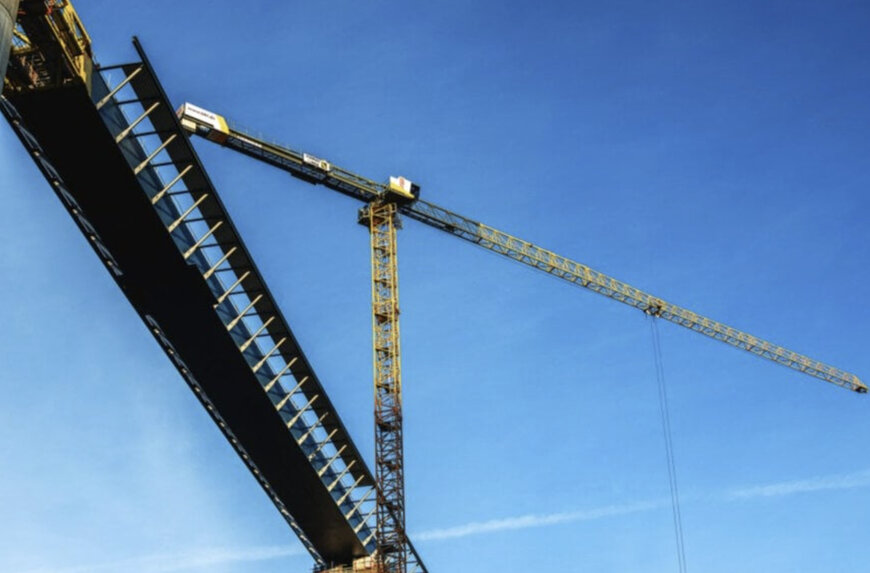 Due gru Liebherr supportano il progetto infrastrutturale dell'autostrada A45
