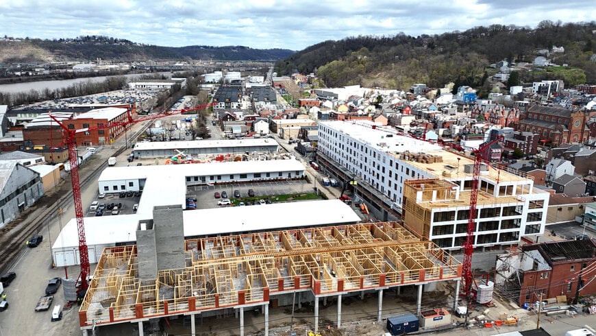 84 Lumber Deploys Potain Self-Erecting Cranes from Manitowoc for Pittsburgh Apartment Build