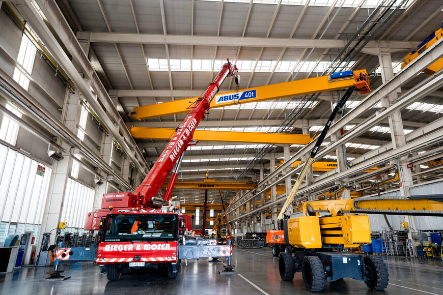 Overhead crane renewal at Liebherr: Schmidbauer and Rieger & Moser deliver precision under pressure