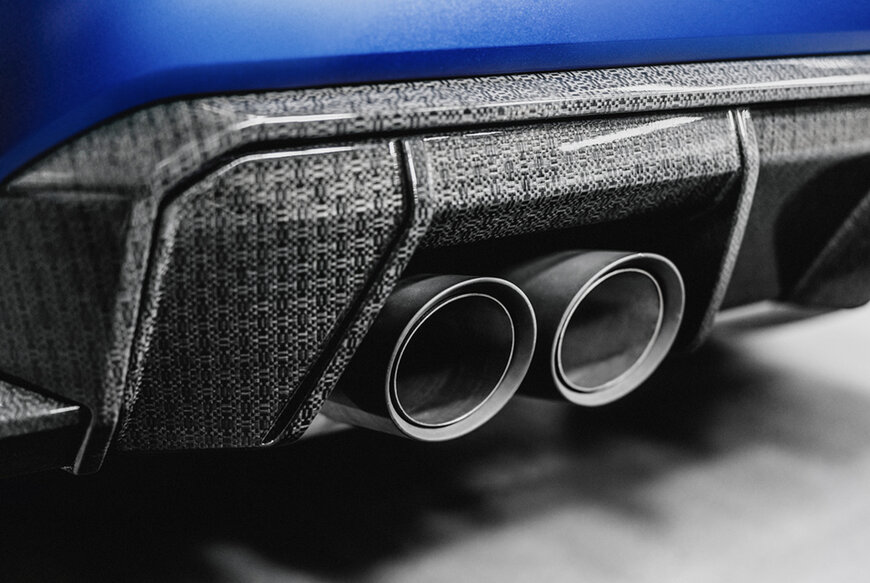 BMW pioneers natural fibre composites in series production