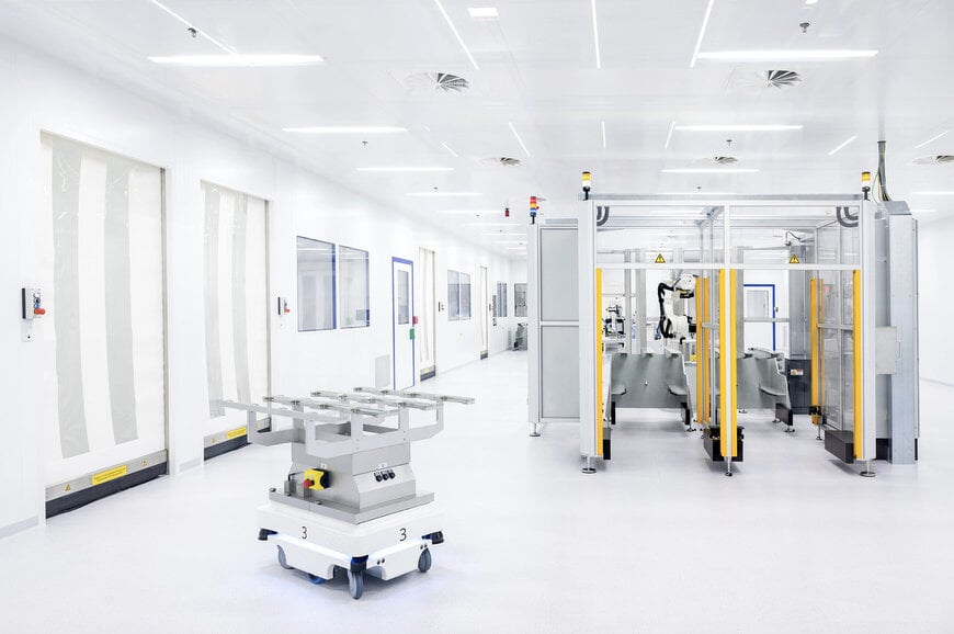 Pöppelmann präsentiert PCR-Innenraumteile und Reinraum-Innovationen auf K2025