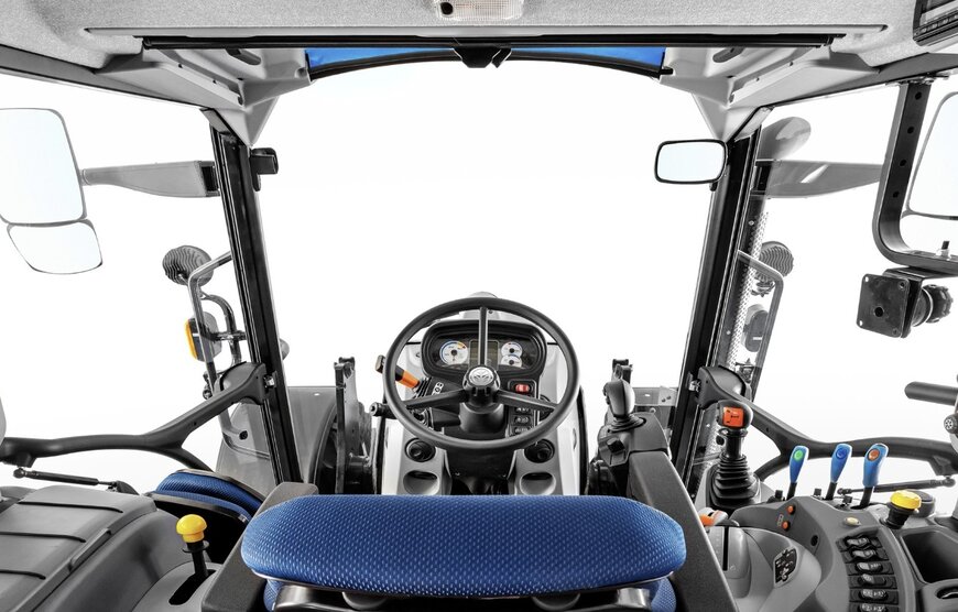 New Holland expands PowerStar series with two Electro Command tractors
