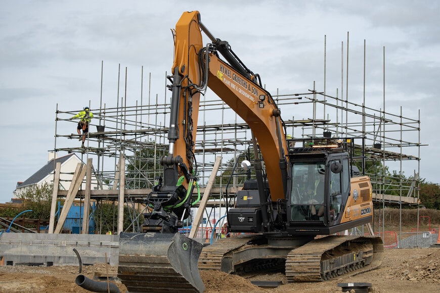 CASE CX210E-S Delivers Strength With Ultimate Control For Griffiths