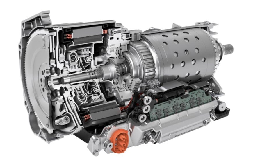 Further development for hybrid drive: ZF presents 8HP evo, transmission update at the IAA 2025