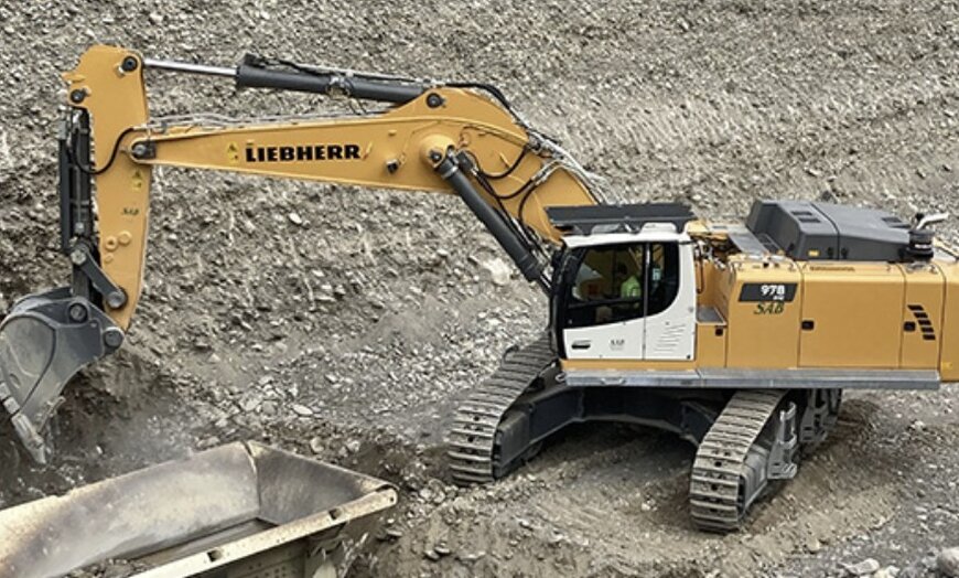 Liebherr R 978 SME Excavator: Precision, Efficiency, and Low Fuel Consumption