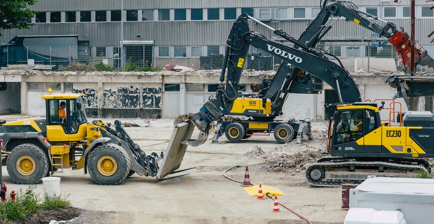 World’s first all-electric deconstruction site