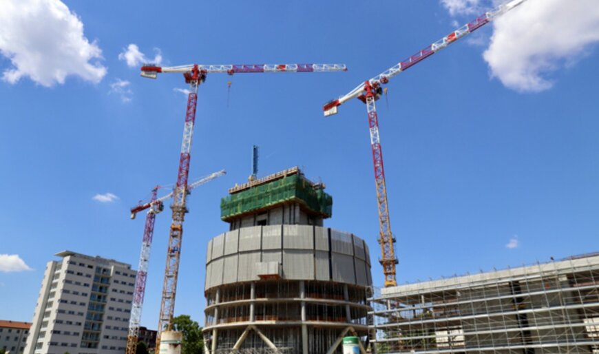 Four Potain Cranes Power Torre Faro Construction in Milan