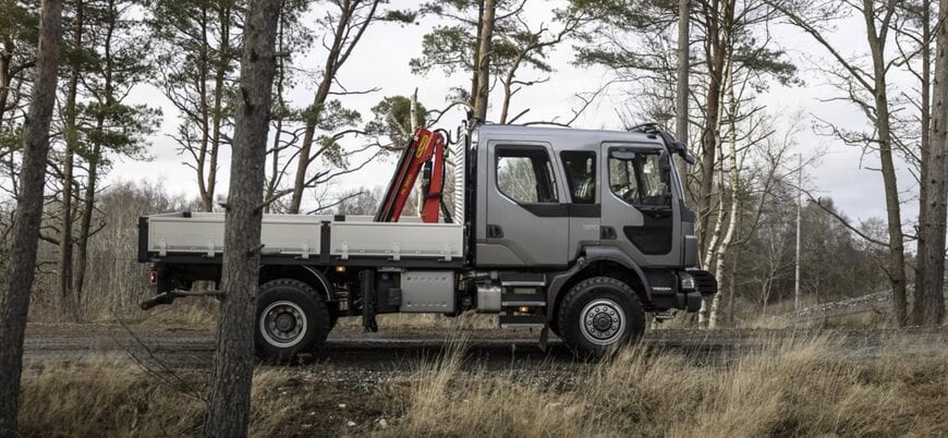 Volvo Trucks lanserar uppgraderad FL 4x4 för extrema terränguppdrag
