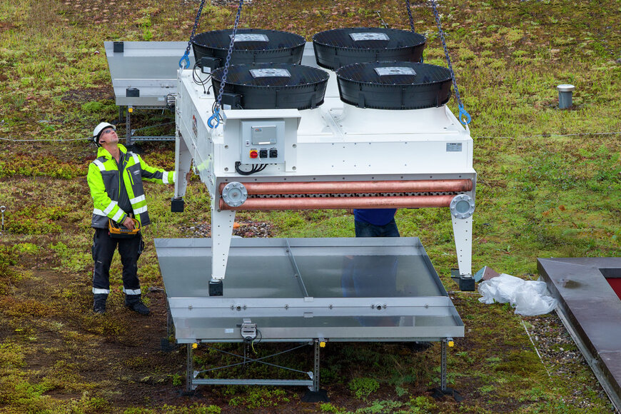 Liebherr Mobile Crane Installs Noise Barriers on Rhine Valley Railway